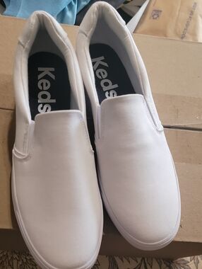 KedsWhite Slip-On Canvas Loafers